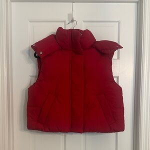 GAP Duvet Wrap Crop Puffer Vest